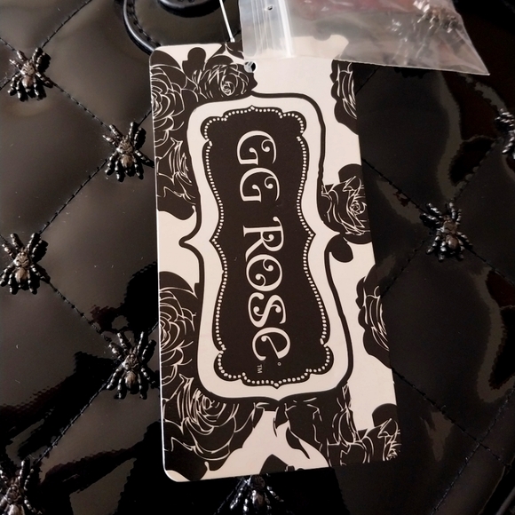 GG Rose Rock Rebel goth black vinyl quilted spider purse - Picture 10 of 11